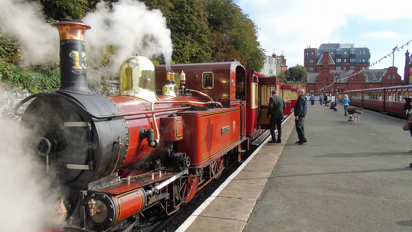 Steam Train, Douglas station